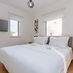 Magdalena Corfu *